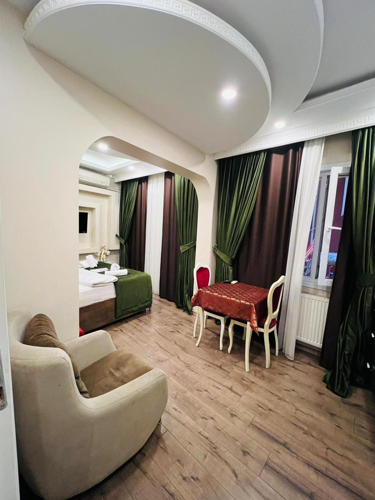 Lale Sultan Sueit * Provincia di Istanbul